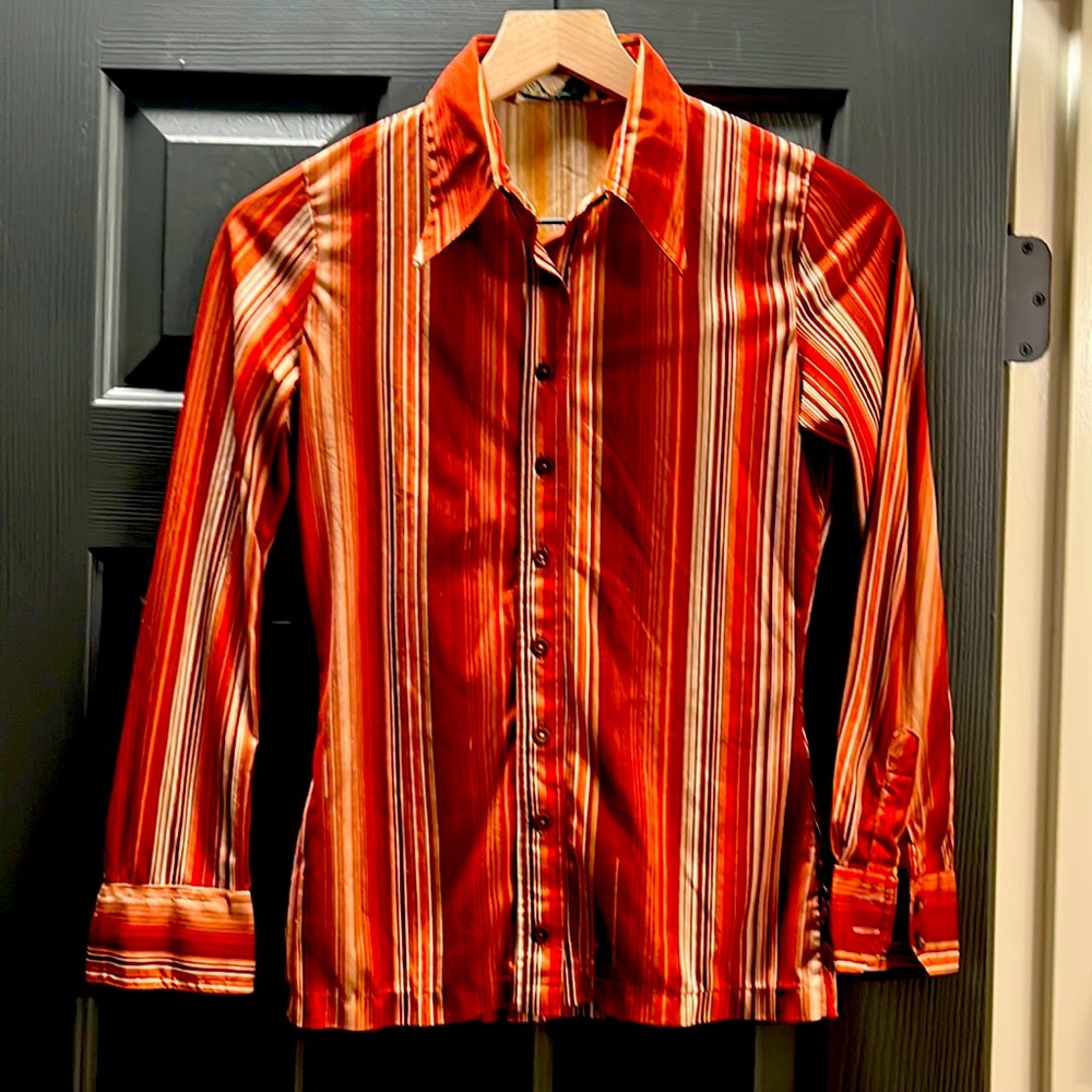 Vintage button down from the 70’s!